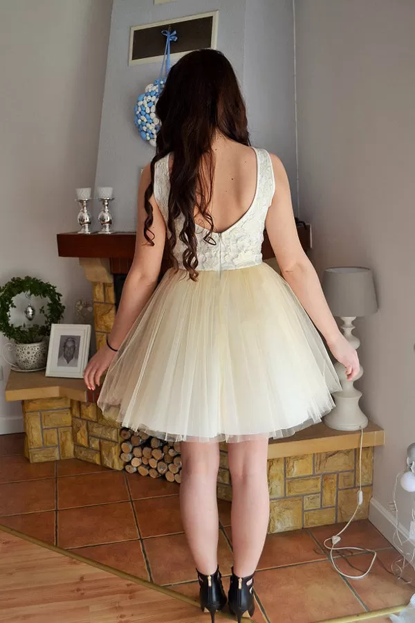 Cute A Line Sleeveless Appliques Homecoming Dresses