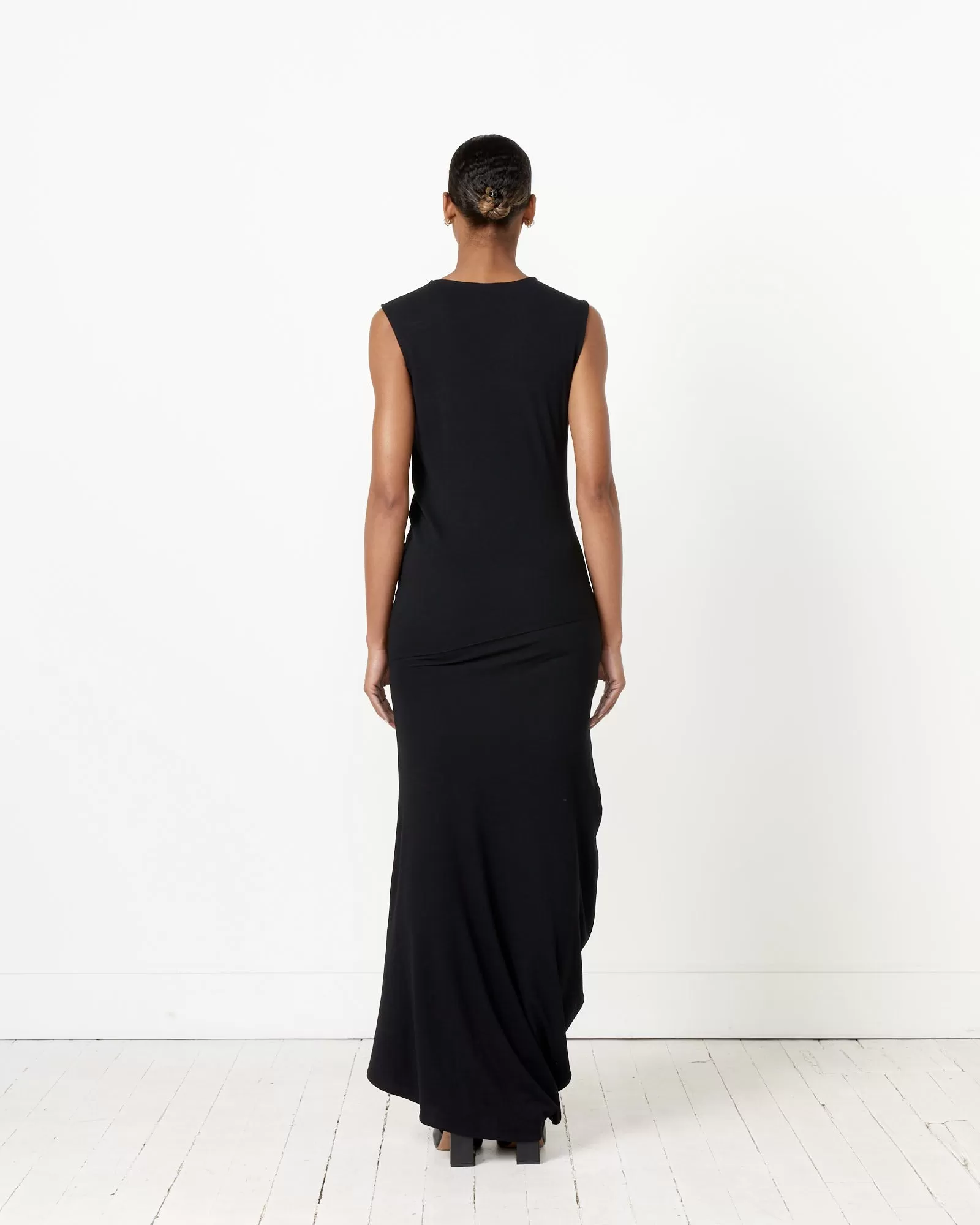 Fitted Twisted Dress in Black