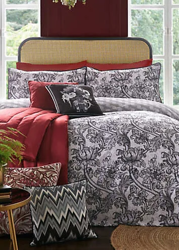 Laurence Llewelyn-Bowen Heart of The Home 100% Cotton Sateen 200 Thread Count Duvet Cover Set | Kaleidoscope