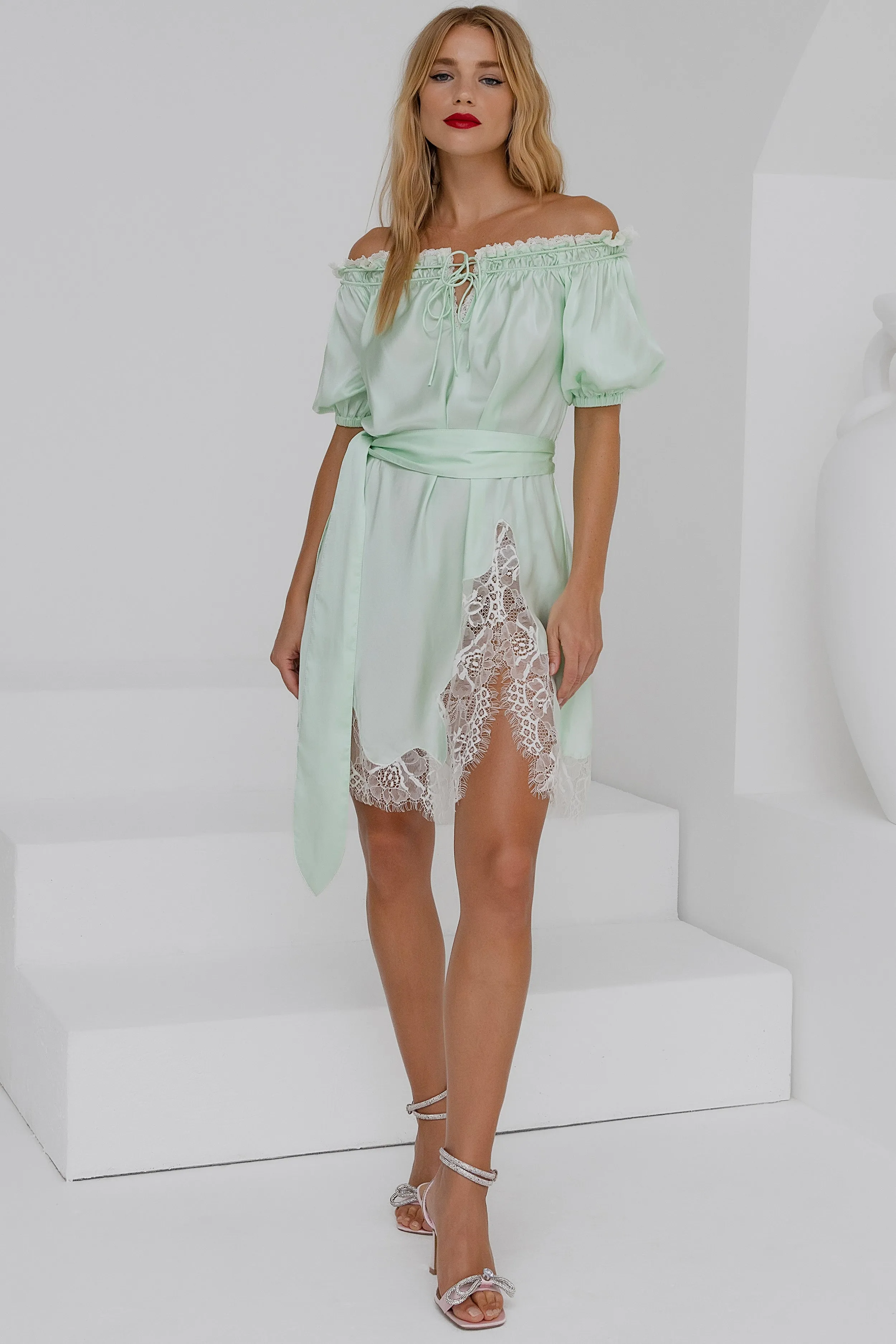 Pretty Little - Mini Dress in Pastel Mint