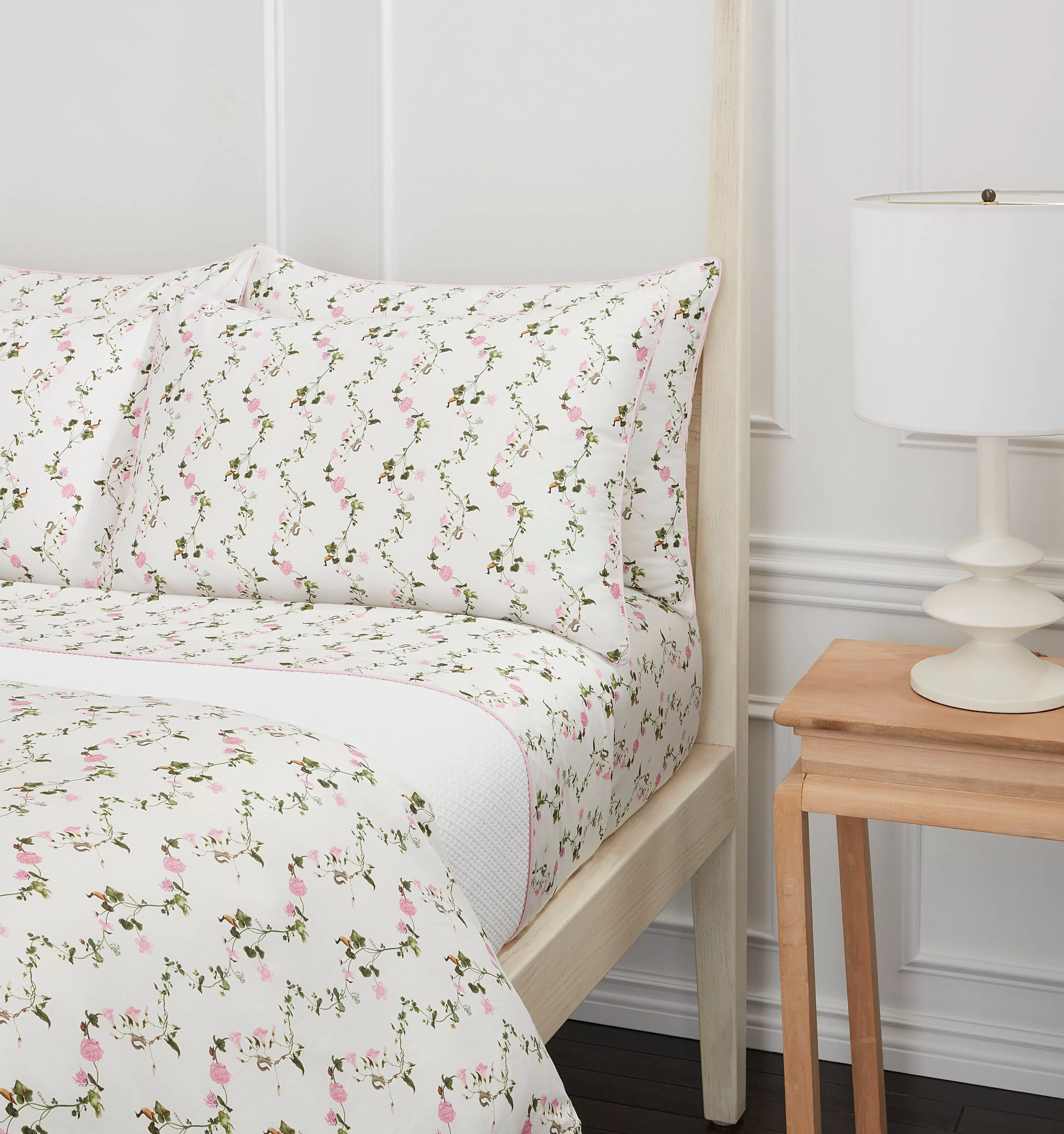 The Bed Set - Pink Pond Floral