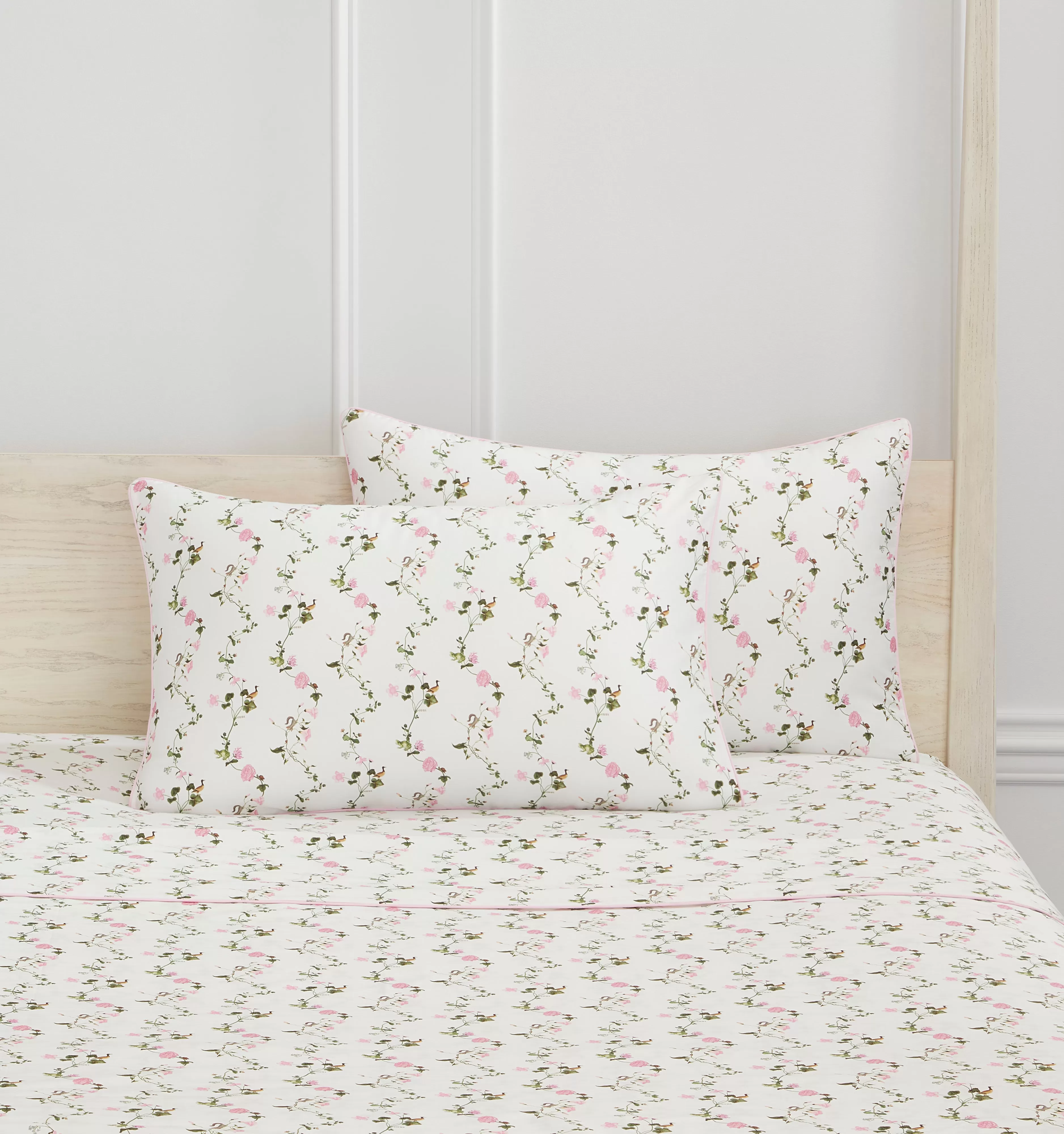 The Pillowcase Set - Pink Pond Floral